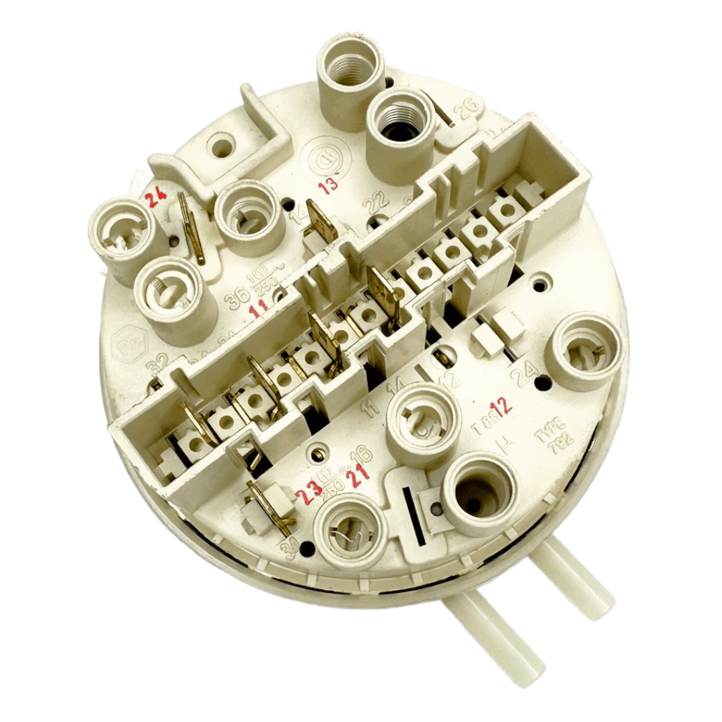 Прессостат (датчик уровня воды) стиральной машины Bosch, Siemens, AEG 8184743552 Б/у Прессостат (датчик уровня воды) стиральной машины Bosch, Siemens, AEG 8184743552 Б/у