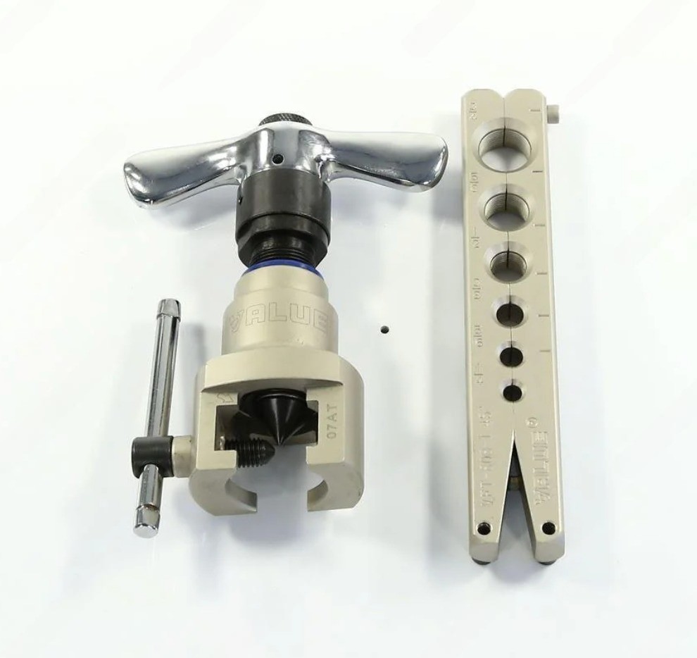 Вальцовка Value VFT-809-I 1 плашка 1/4–3/4 пластиковый кейс Вальцовка Value VFT-809-I 1 плашка 1/4–3/4 пластиковый кейс