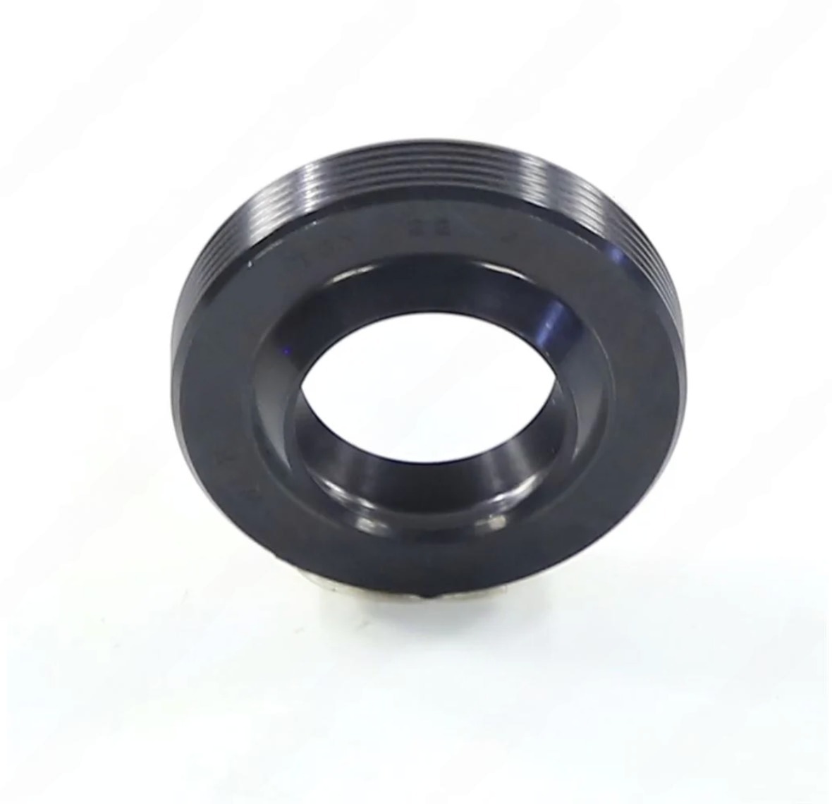 Сальник подшипника барабана (бака) 22x40x8/11,5 GP WLK прижимной для СМА Zanussi Merloni 50063248004 090554 03AT07