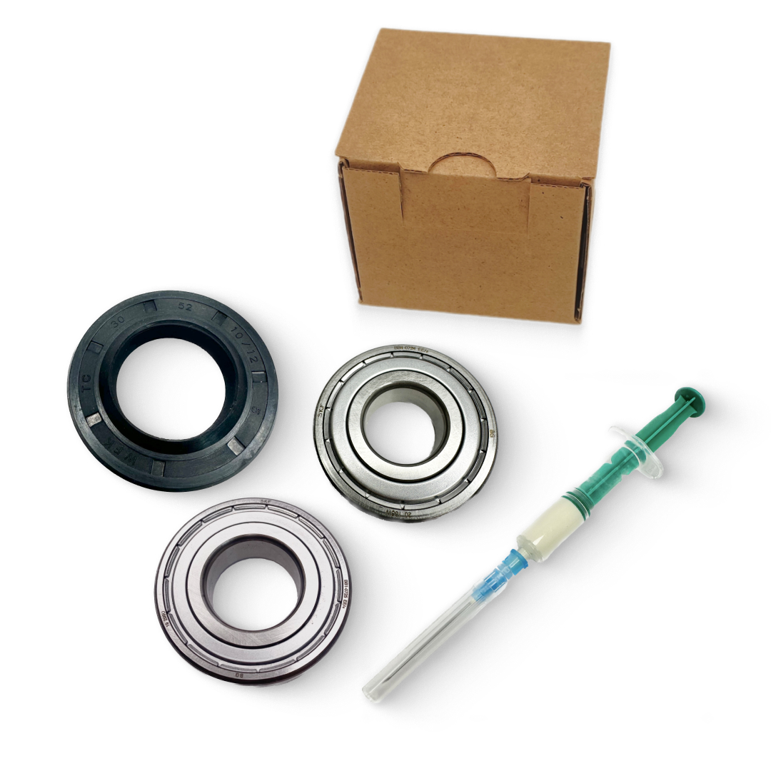 Комплект подшипников SKF стиральной машины Candy 6204-6205 сальник 30x52x10/12