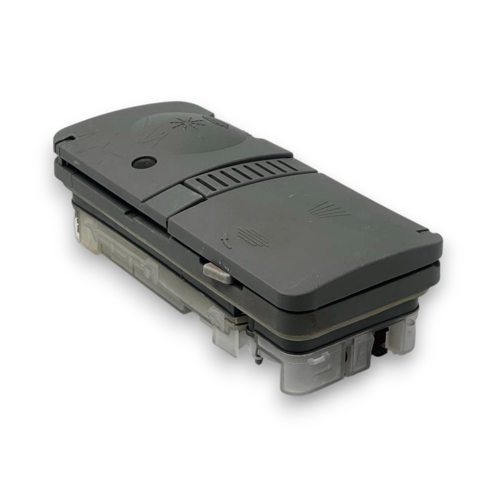 Дозатор моющих средств для посудомоечных машин Beko Hansa Whirlpool, 1718601700 Б.У