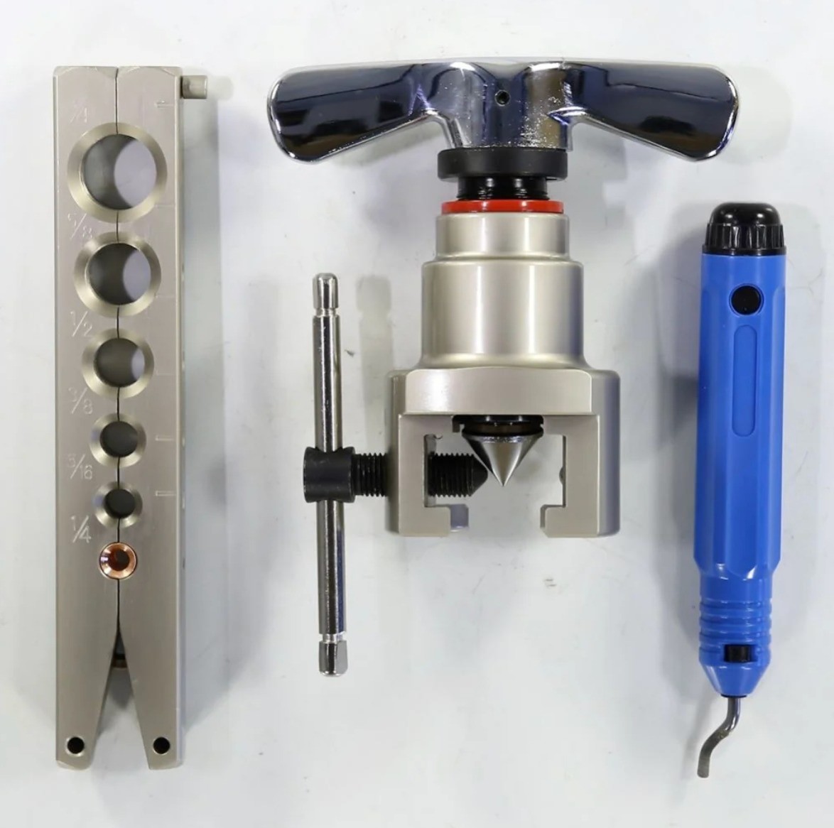 Вальцовка CT-N806A-D эксцентриковая 1 плашка 1/4мм-3/4мм пласт.кейс синий Вальцовка CT-N806A-D эксцентриковая 1 плашка 1/4мм-3/4мм пласт.кейс синий