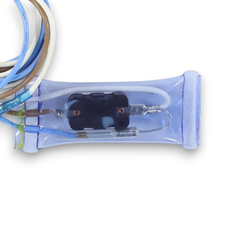 Дефростер холодильника KSD 2003 +12C/-5C с термопредохранителем, 3 контакта, для Daewoo, Sharp, Toshiba 26499002