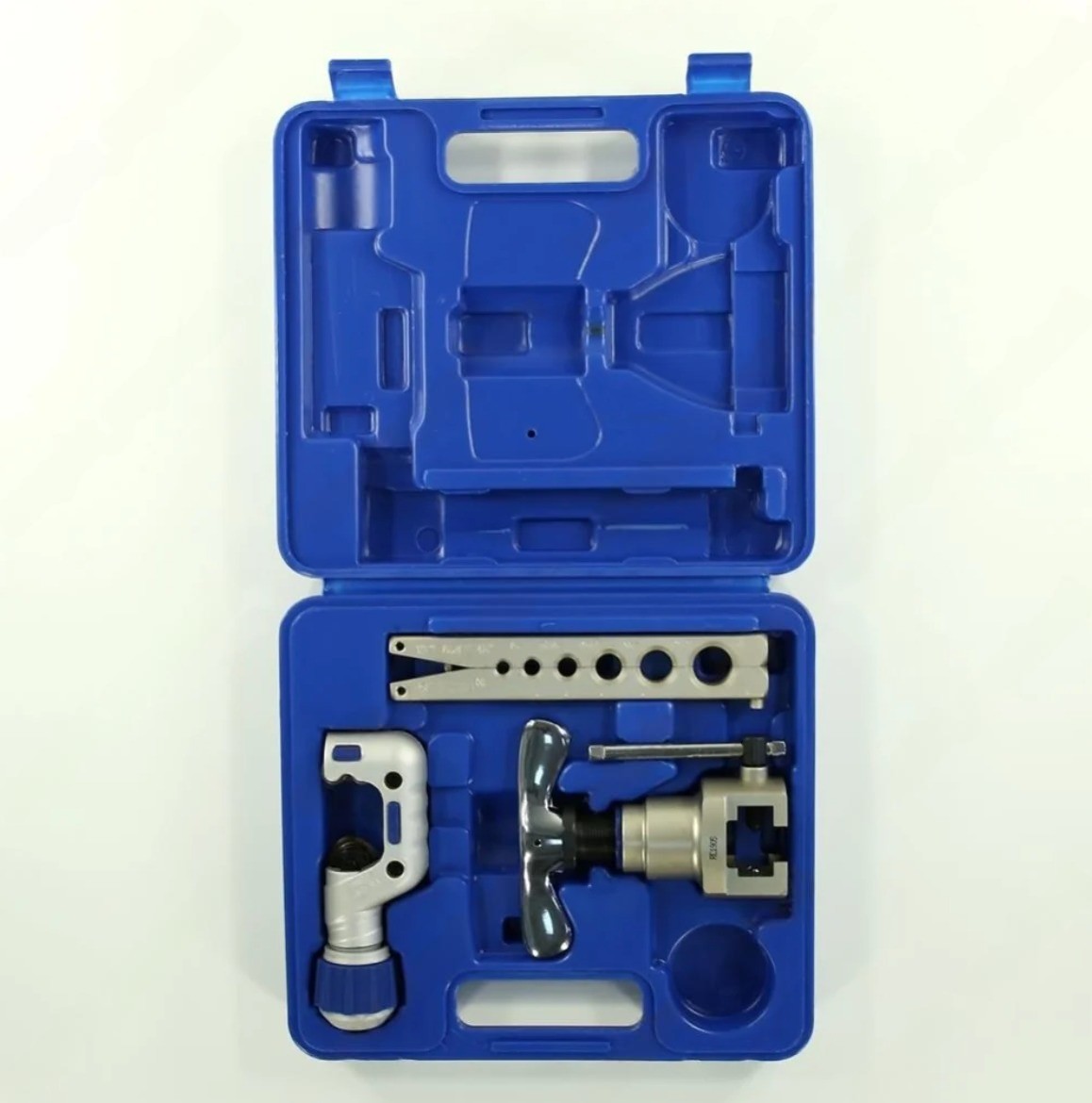 Вальцовка Value VFT-808L-IS 1 плашка 1/4-3/4 с трещоткой в пластиковом кейсе Вальцовка Value VFT-808L-IS 1 плашка 1/4-3/4 с трещоткой в пластиковом кейсе