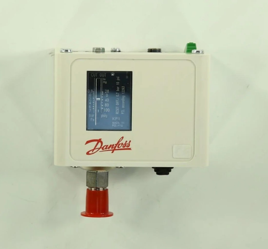 Реле давления Danfoss KP1 ручной сброс 060-110366