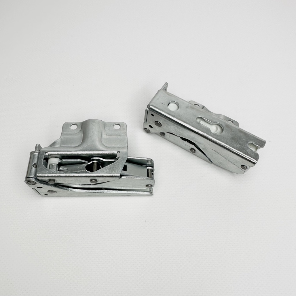 Комплект петель 481147, 00481147 (верх+низ) Bosch, Siemens, Neff Комплект петель 481147, 00481147 (верх+низ) Bosch, Siemens, Neff