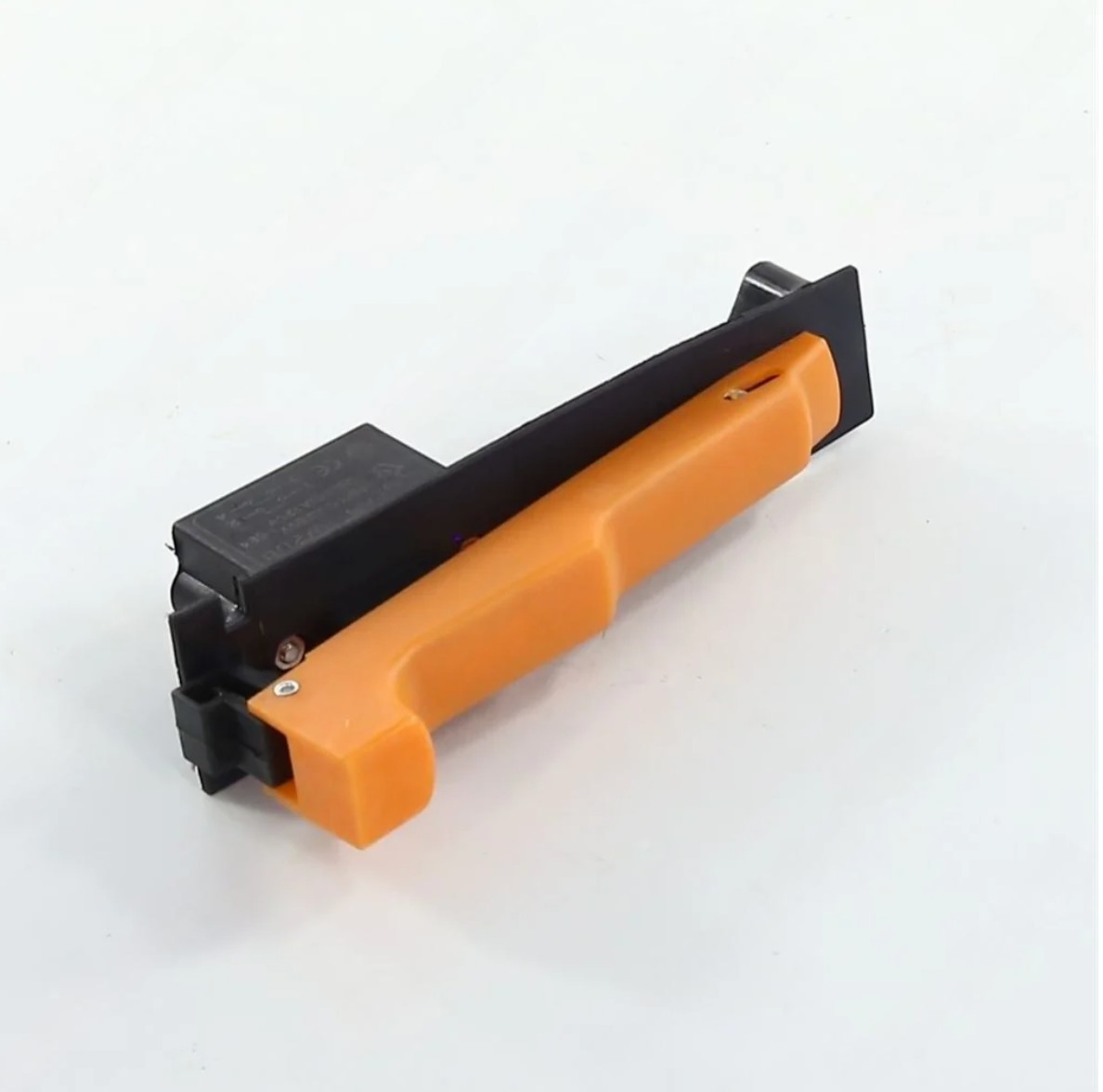 Кнопка угловой шлифовальной машины 10А 250V DWT WS-230 SL с фиксатором желтая KN044